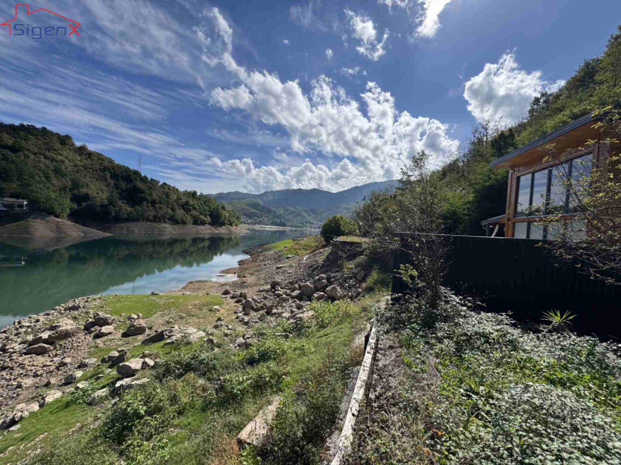 Jablaničko jezero/ prvi red uz obalu/ Glodnica/ Ostrožac/ Mrakovo 9