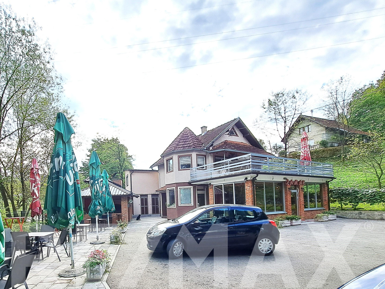 NA PRODAJU STAMBENO-POSLOVNI OBJEKAT - ŠUŠNJARI, LAKTAŠI 2