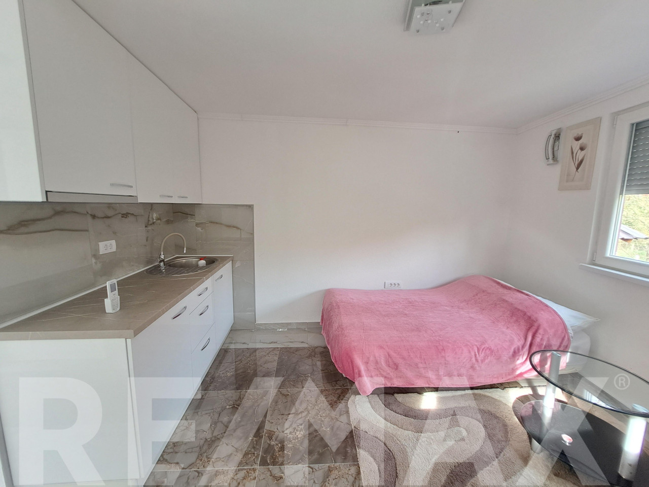 NA PRODAJU STAMBENO-POSLOVNI OBJEKAT - ŠUŠNJARI, LAKTAŠI 31