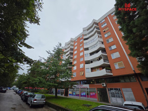 MY SPACE/ Stan/ Grbavica/ RENOVIRAN/ NAMJESTEN/ 78 m2