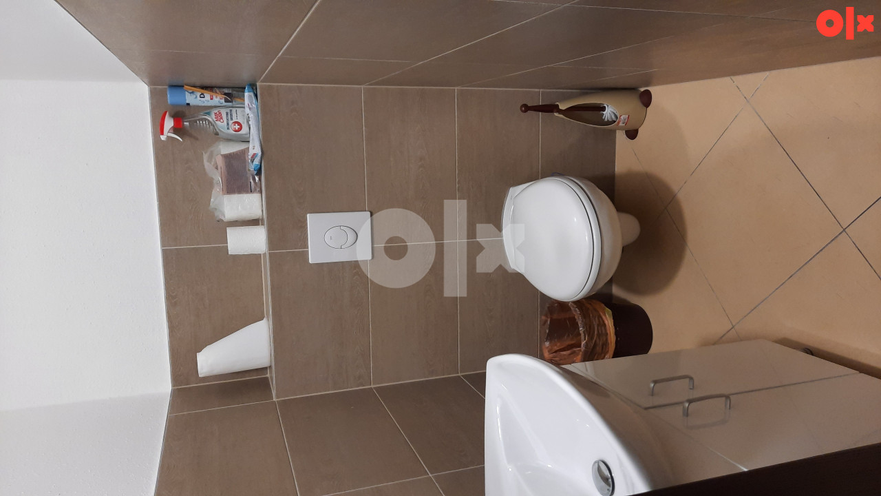 Izdajem poslovni prostor Mostar 20m2 3
