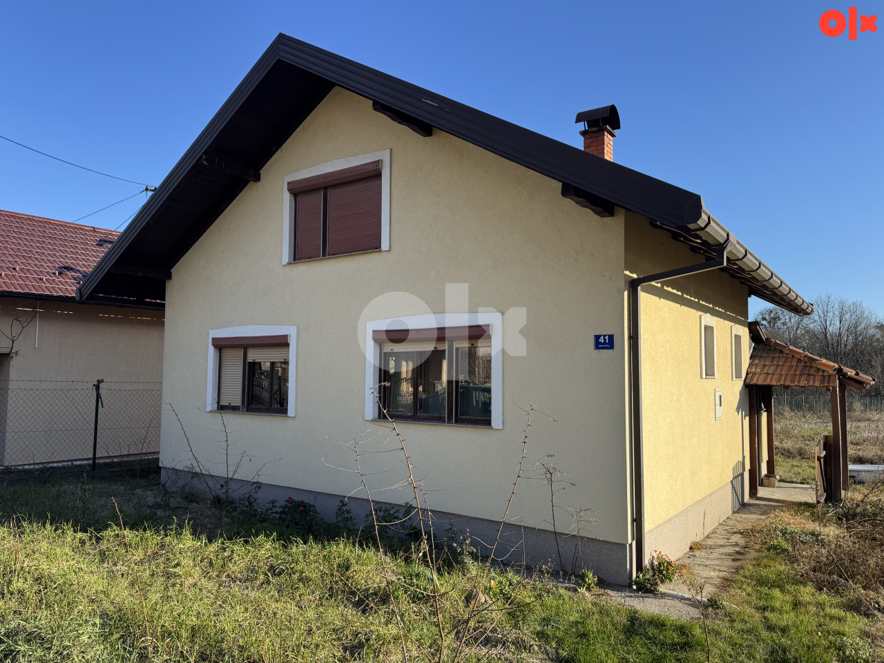 Kuća Gradačac  1/1 USELJIVO sa 300m2 Dvorišta Cjena je FIKSNO 2