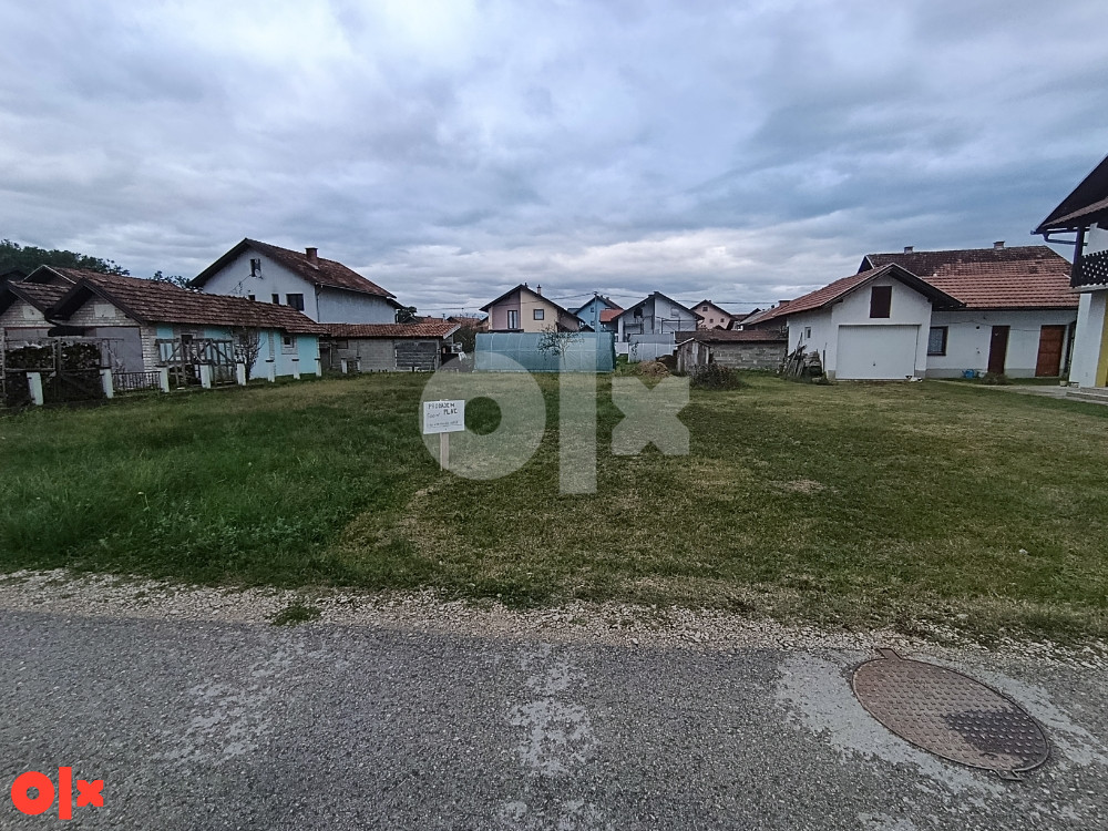 Prodajem plac 2