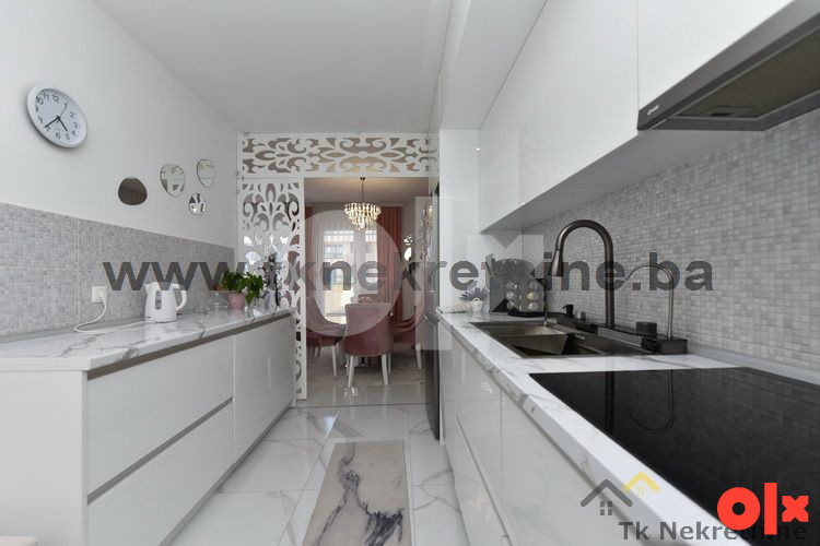 SJENJAK - NOVIJA GRADNJA - Moderan trosoban stan 97m2 5