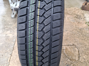 Gume 215/60r17 m+s 215/60 r17 zimske 215 60 17