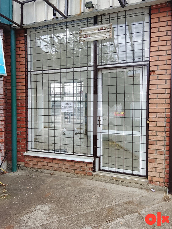 Poslovni Prostor Zelena Pijaca Izdajem / Prodajem 066 339 082