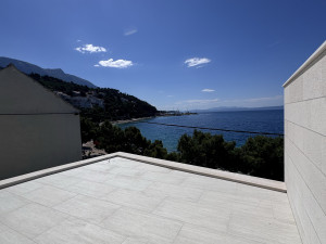 BRATUŠ (MAKARSKA) - Unique house by the sea