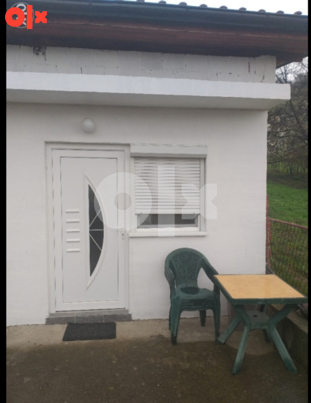 Garsonjera,apartman 25m2 (350+50 režije grijanje,internet,struja) 6