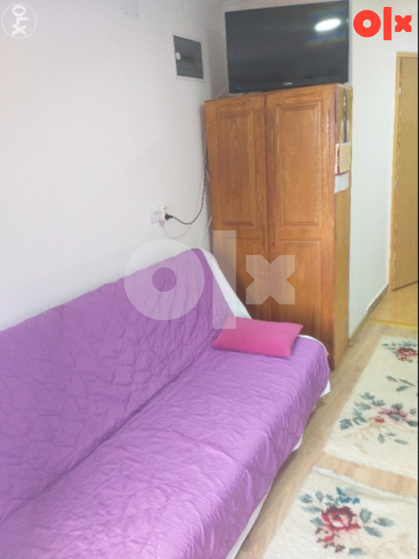 Garsonjera,apartman 25m2 (350+50 režije grijanje,internet,struja)