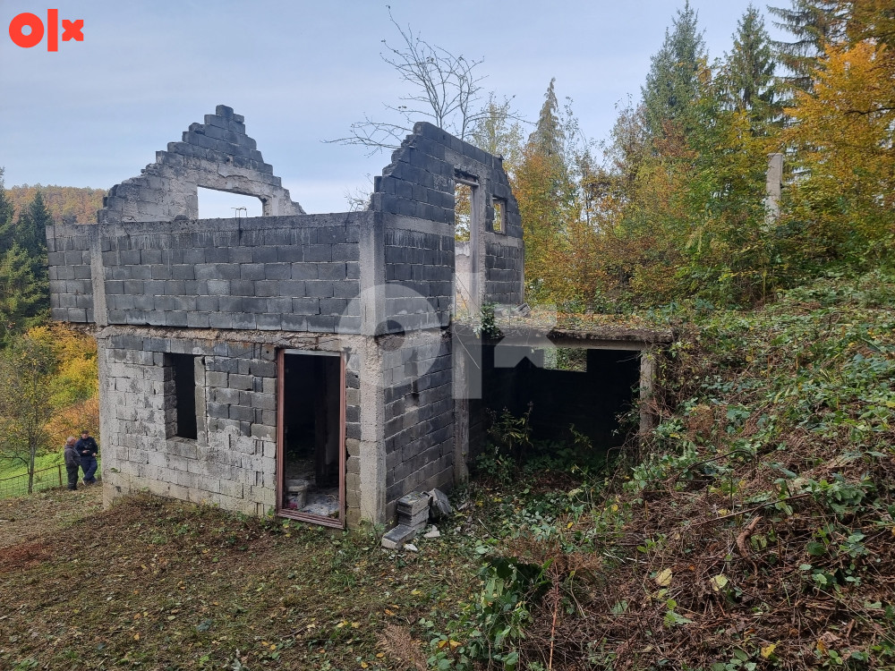 Vikendica, zemljište plac  Busovača 4
