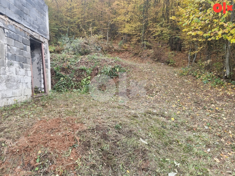 Vikendica, zemljište plac  Busovača 2