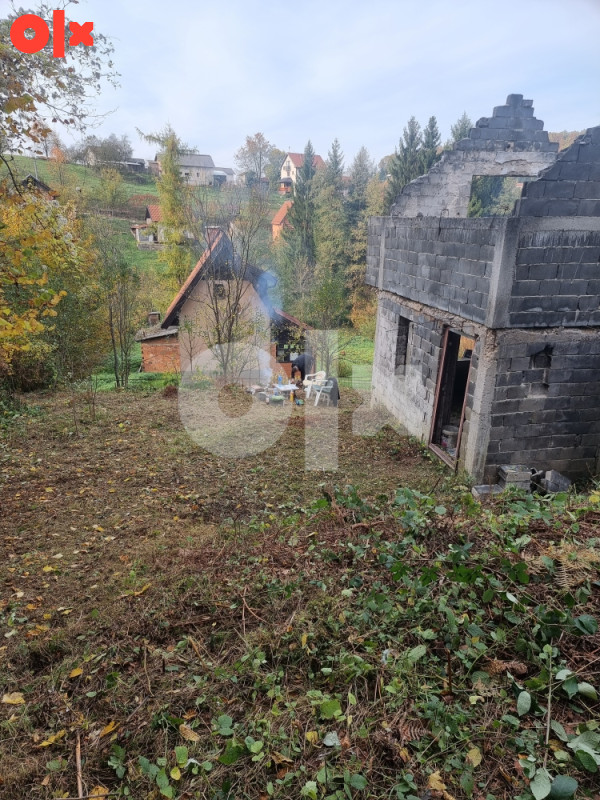 Vikendica, zemljište plac  Busovača 8