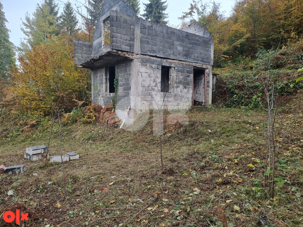 Vikendica, zemljište plac  Busovača 11