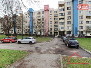 PROSTOR prodaje: Adaptiran dvosoban stan, Mojmilo