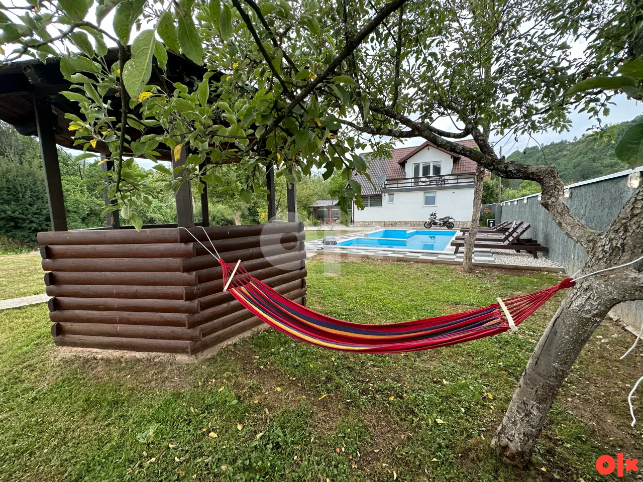 EKSKLUZIVNA PRODAJA Vila sa bazenom Kijevo-Sarajevo 18