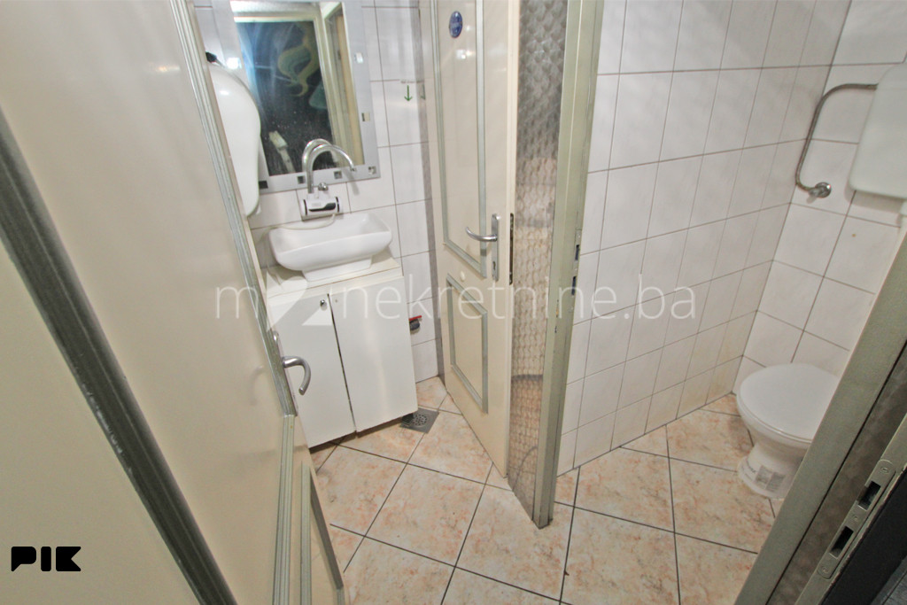 m2: Ciglane / poslovni prostor prizemlje + galerija 45m2 5