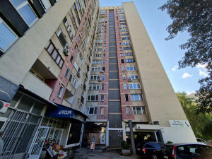 Trosoban stan / Brčanska / Otoka