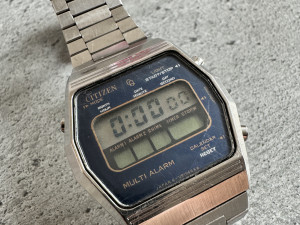 Vintage sat CITIZEN DIGITAL MULTI ALARM MADE IN JAPAN
