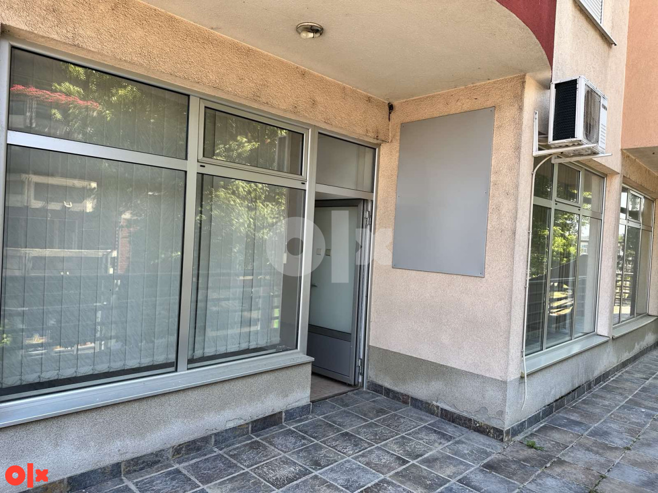 Poslovni prostor Prnjavor 100m2 prodajem / iznajmljujem 2