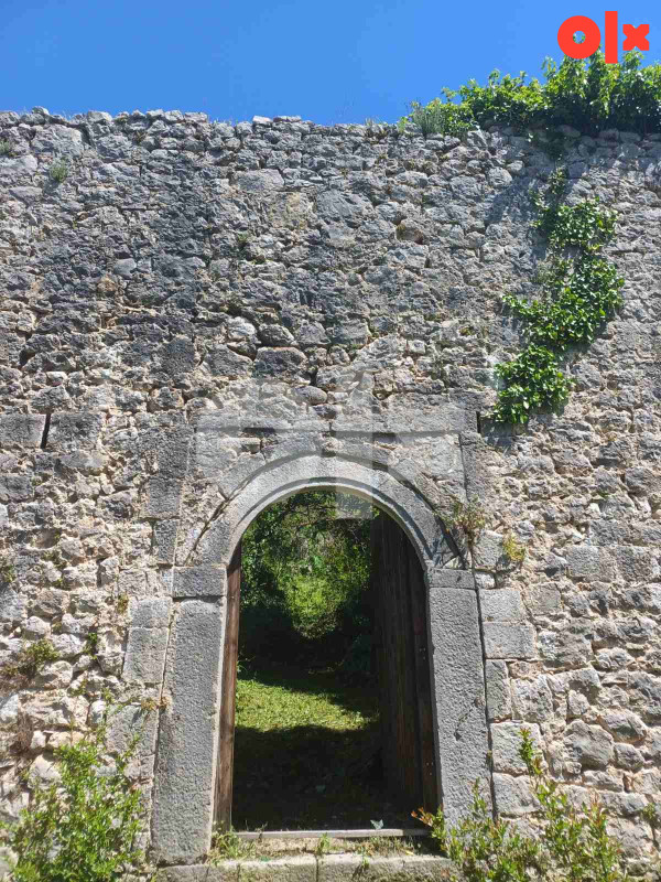 Građevina - tvrđava iz 17. vijeka u Starom Slanom pored Trebinja. 3