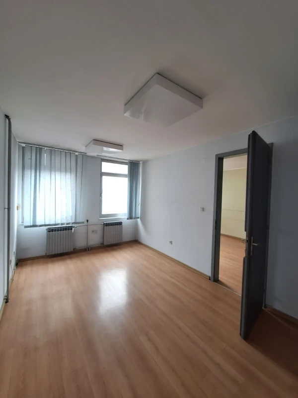 EOS / Najam / Poslovni prostor / Kozarska Dubica/ 326 m2 7