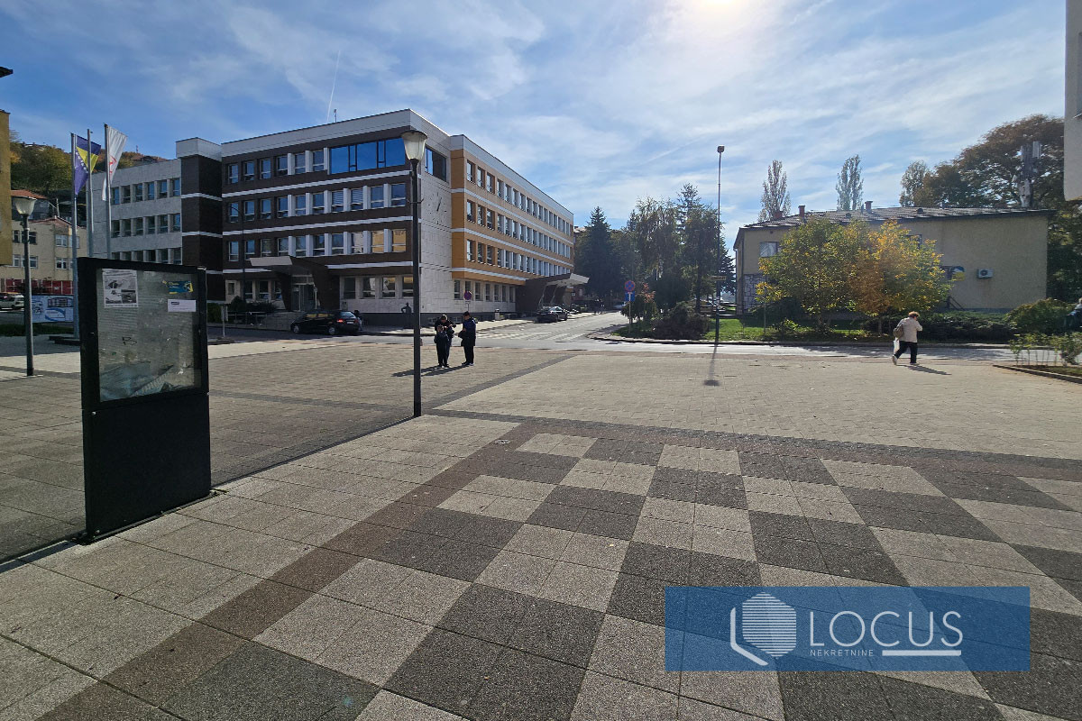 LOCUS: Parcela za gradnju zgrade u centru  nas. Ilijaš 18