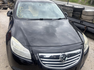 Opel insignia 2010 god dijelivi