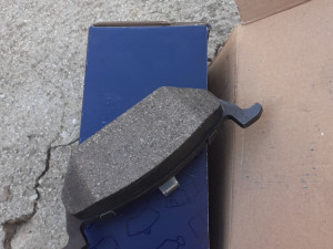 PREDNJE DISK PLOCICE GOLF 4 NOVO