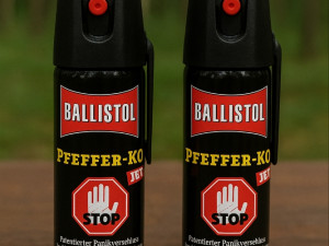 PEPER BIBER SPREJ SUZAVAC - 2 kom. Veliki 50ml - MLAZ 4-5m