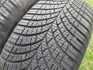 Gume 205 60 15 zimske Goodyear M+S 4kom 195 65