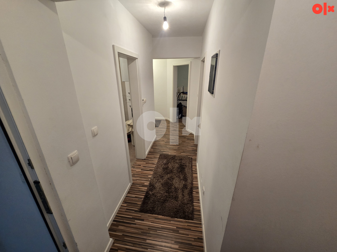 Stan Srebrenik 95m2 5