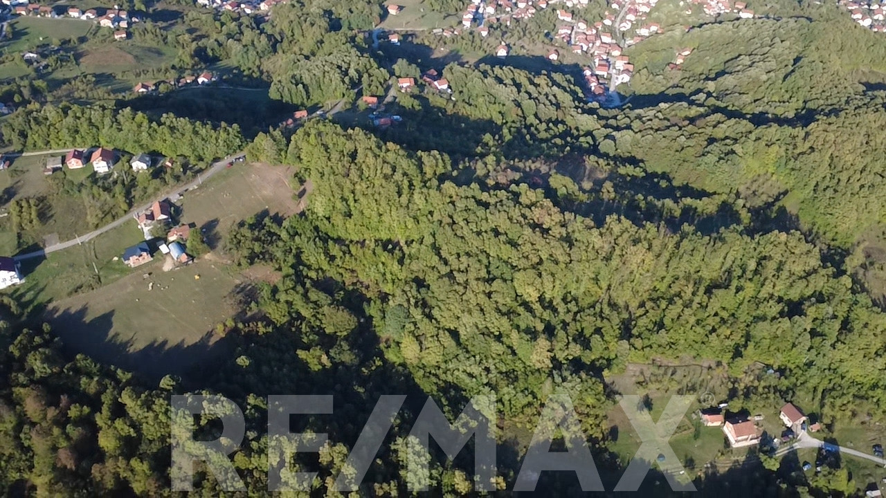 Zemljište sa šumom - 6597m2 - Pavlovac 2