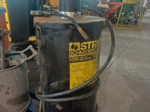 PNEUMATSKA MAZALICA 50kg