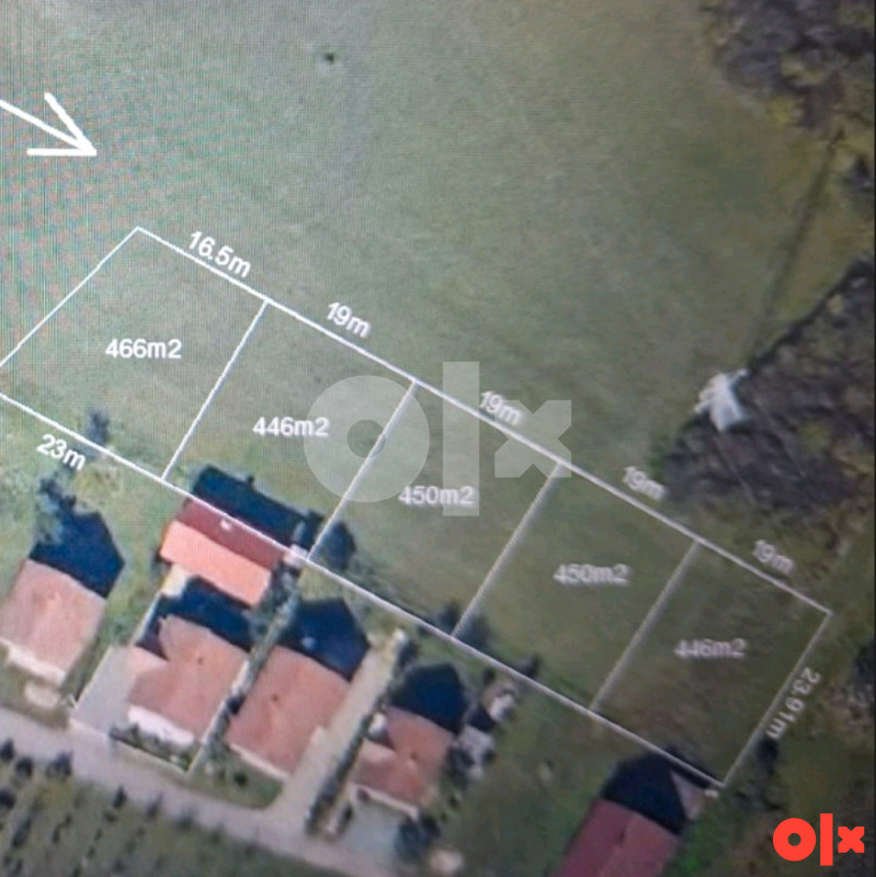 Placevi cca 450m2 Gradiška 3