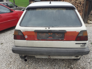 HAUBA ZADNJA GOLF 2 ODLICNA