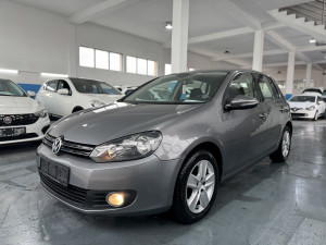 Volkswagen Golf 1.6 TDI 2009 Godina !