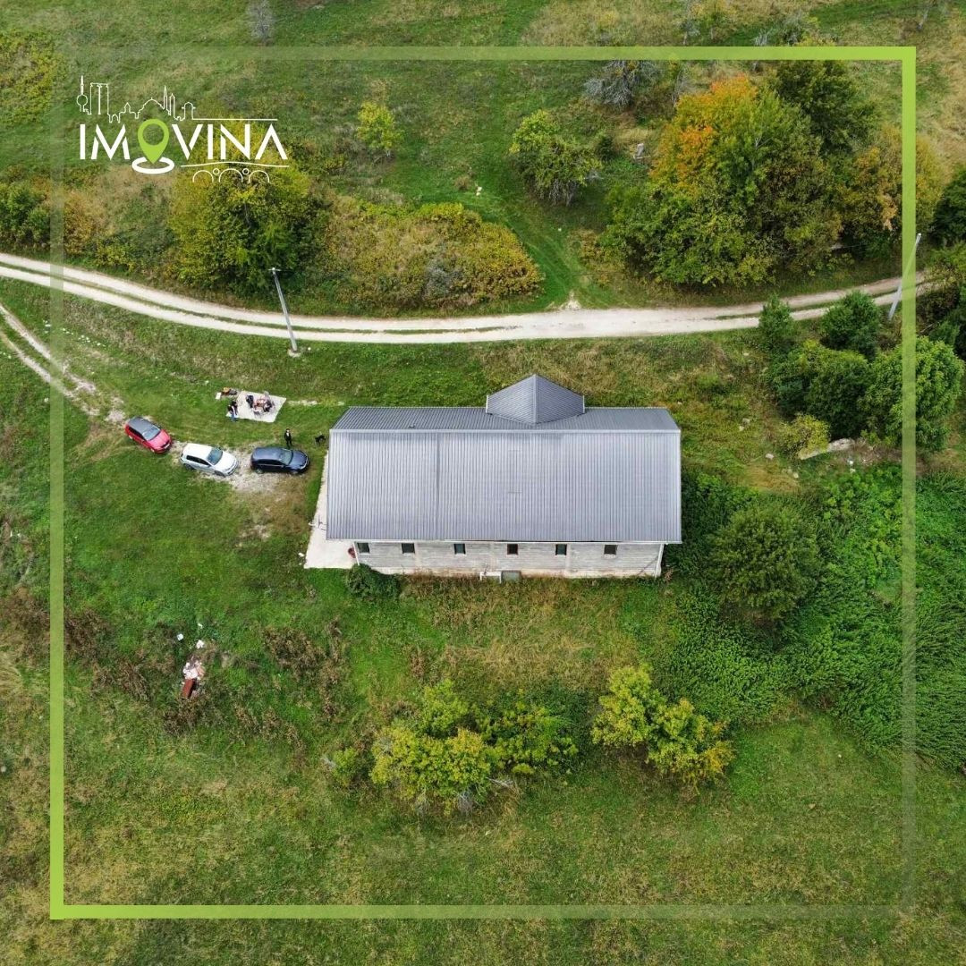100910 Kuća sa halom 400m2, Rakovica 10