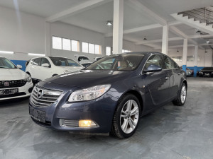 Opel Insignia 2.0 CDTI 2010 Godina !