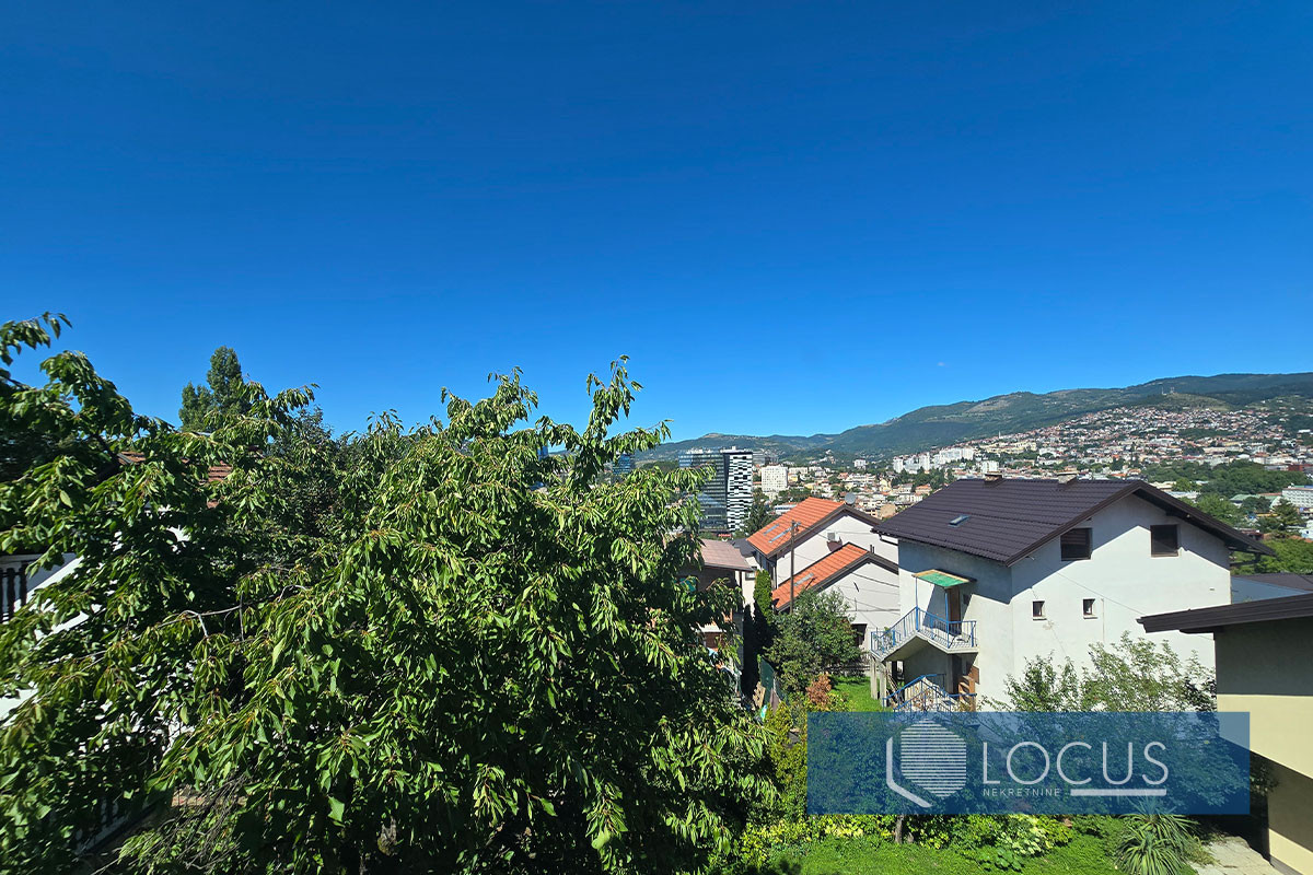 LOCUS: Kvalitetna kuća novije gradnje, Soukbunar, Centar 17