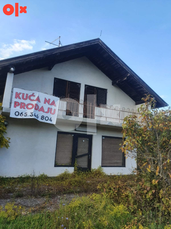Kuća sa okućnicom 3