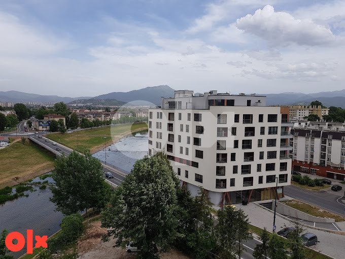 U zgradi MADO Stan Ilidža 90m2 SA SVIM REŽIJAMA i TROŠKOVIMA