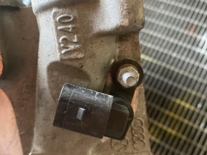 Glava motora golf 7 1.6 tdi