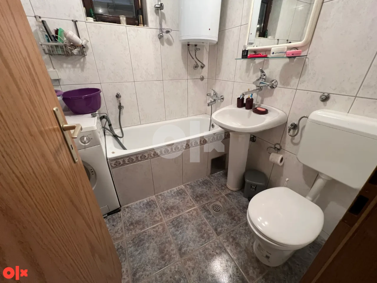 Vikendica-Kuća  sa zemljištem 2524m2 Sarajevo/Dobroševići 14