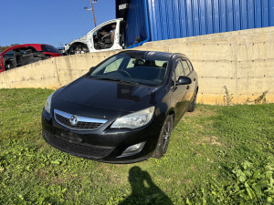 Opel astra j 2010g 1.3d dijelovi