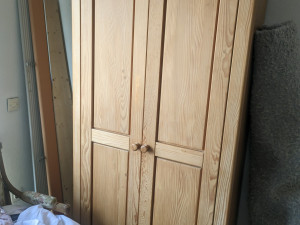 Ormar dvokrilni puno drvo