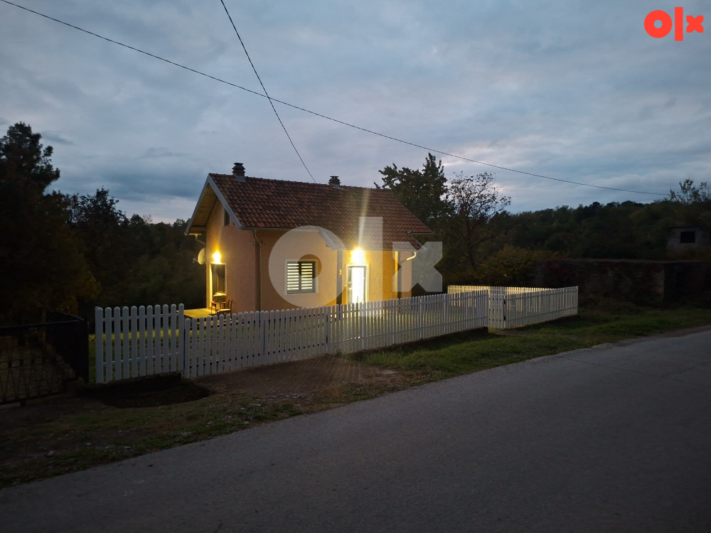 Vikendica Doboj tel.066400516 iznamljivanje prodaja