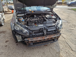 Prsa vezni lim greda šina VW GOLF 6 VI PREDNJICA LA7W prednj kraj