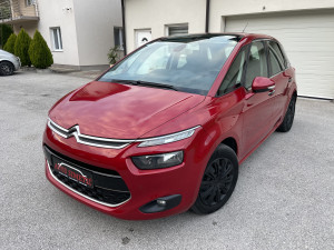 Citroen C4 Picasso 2013 God. KAO NOV.VEliki servis tek uradjen
