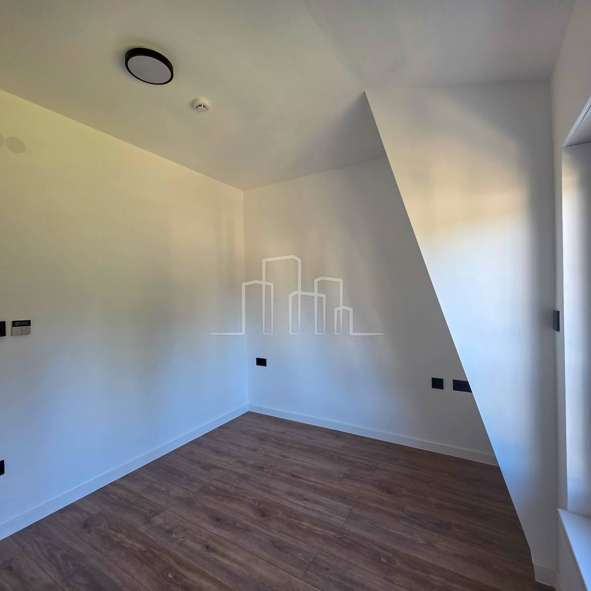 Apartman jedna spavaća 33 kvadrata Jahorina Dvorišta Useljivo 13