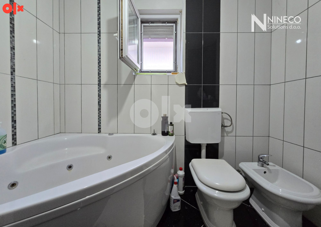 KUĆA I POSLOVNI OBJEKAT PANSION - LAKTAŠI - 650 m2 21